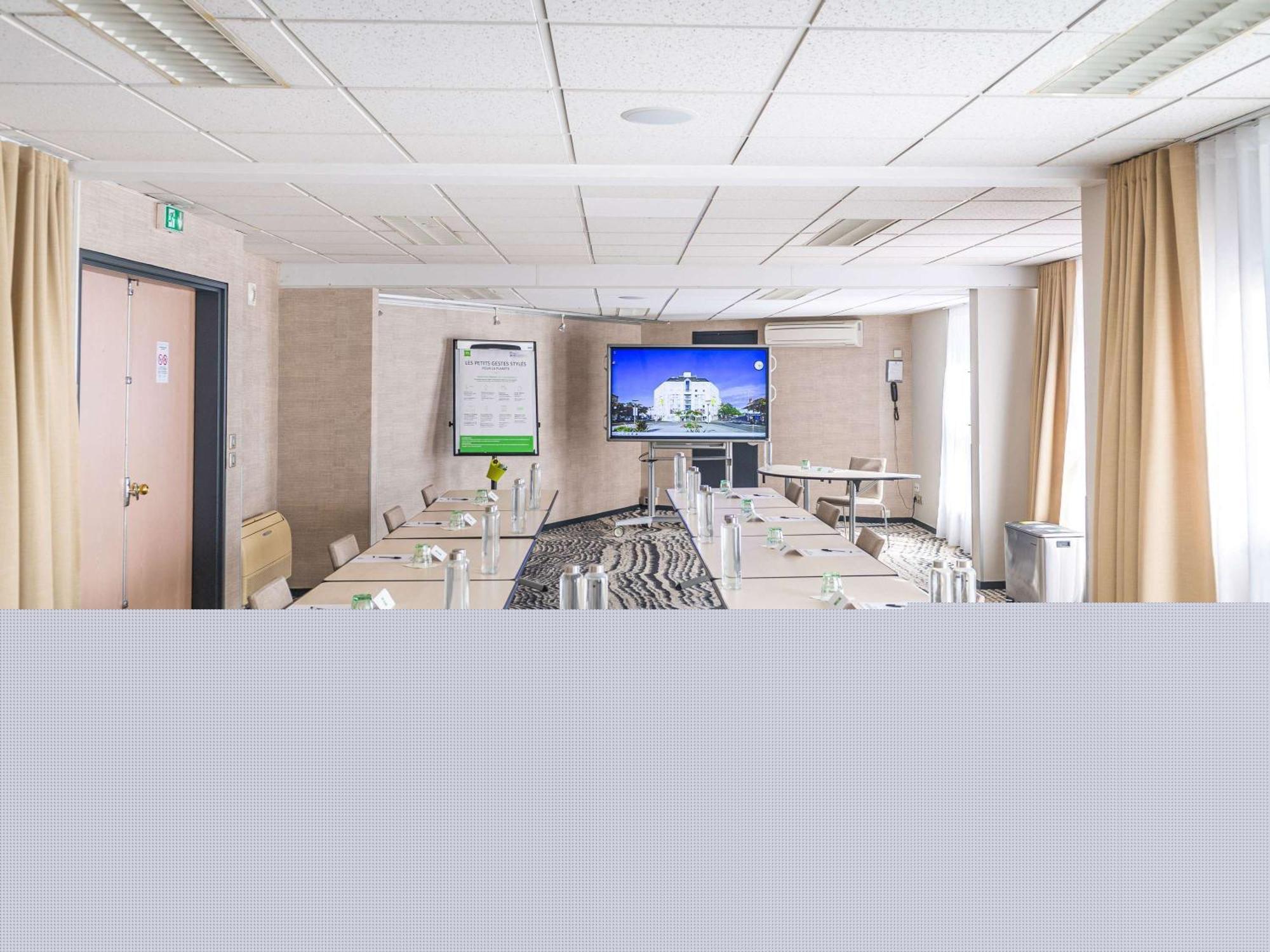 Hotel Ibis Styles Tours Centre Esterno foto
