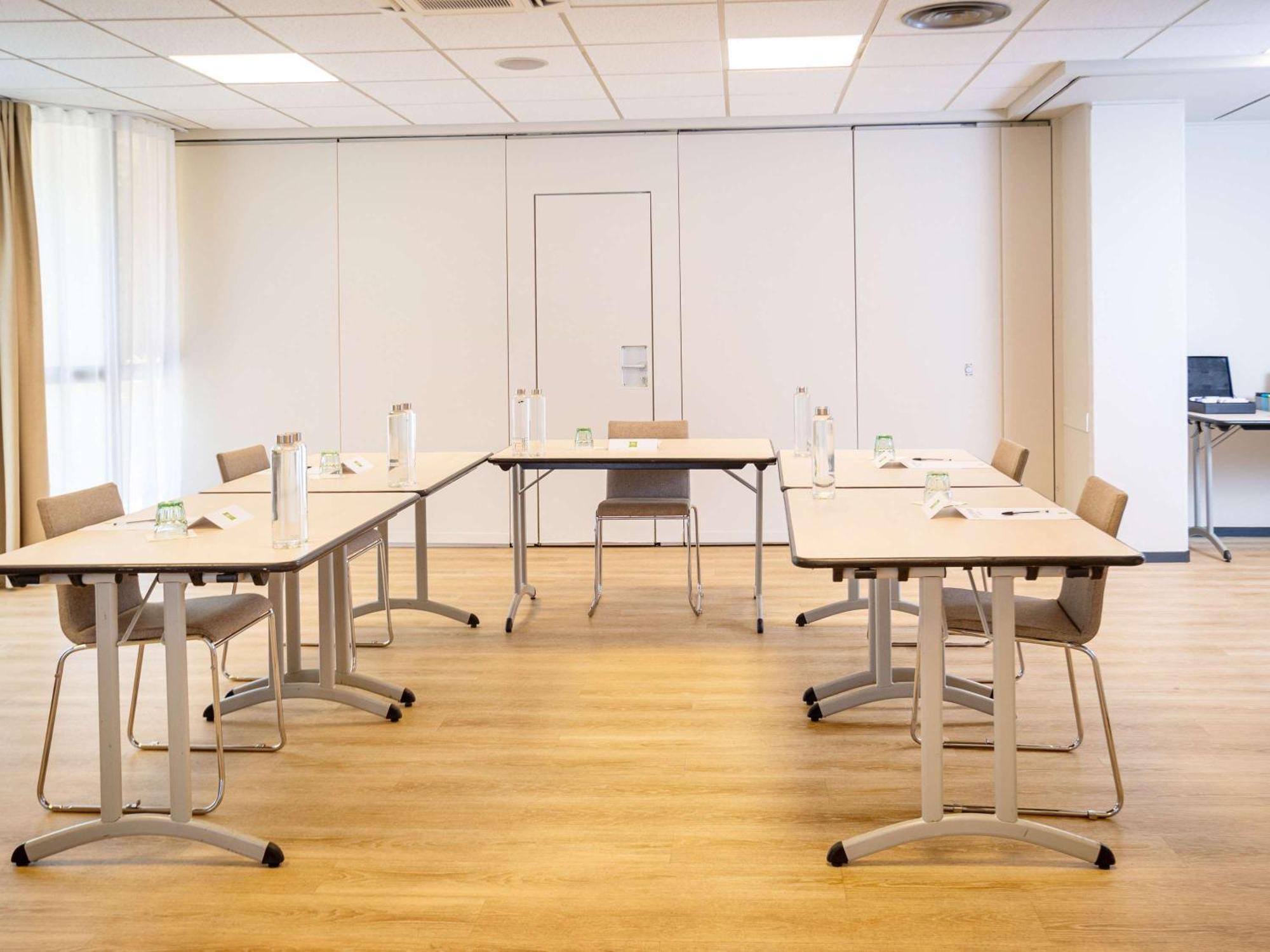 Hotel Ibis Styles Tours Centre Esterno foto