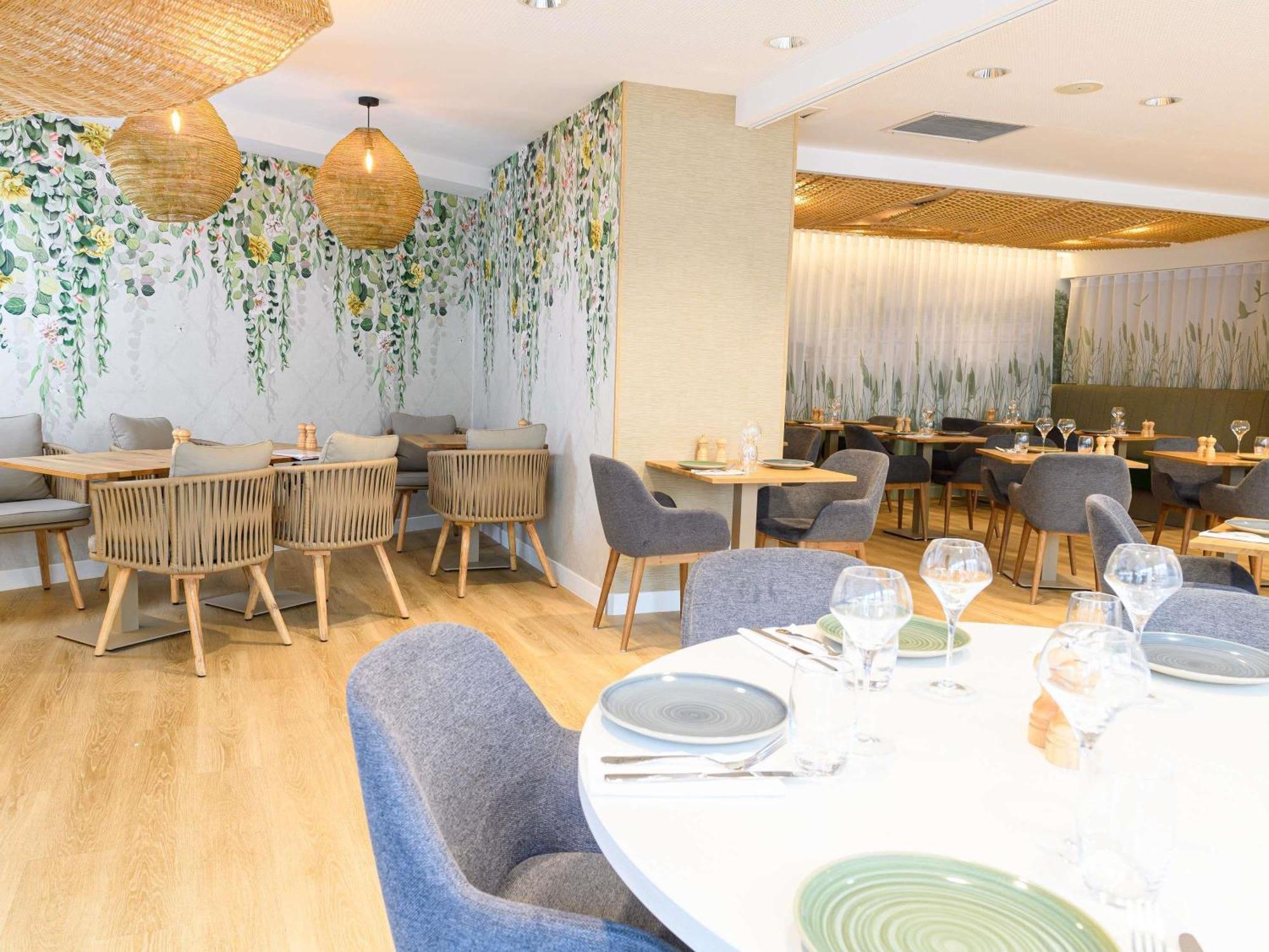 Hotel Ibis Styles Tours Centre Esterno foto
